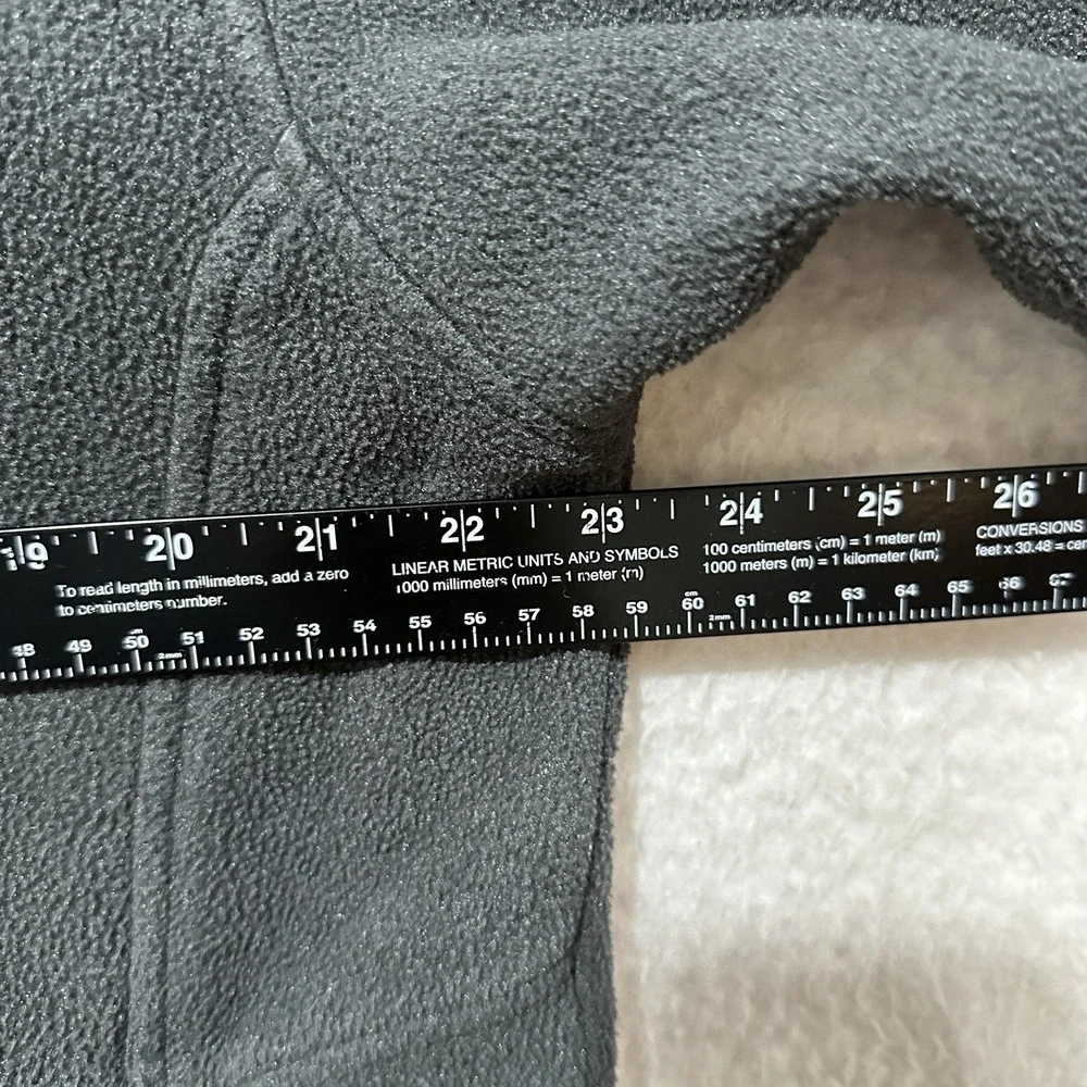 The North Face Polartec Men's Size L Gray Fleece Full Zip Hiking Outdoors Jacket